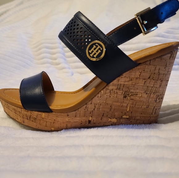 tommy hilfiger navy wedge sandals